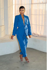 Ensemble veste blazer bleu a ceinture et pantalon