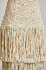 Robe longue à franges à plusieurs niveaux brodée de fleurs