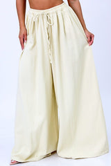 Pantalon en jean à jambes larges avec taille élastique