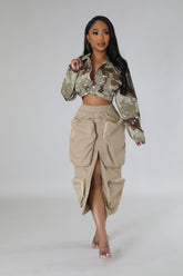 Jupe style cargo avec poche devant beige