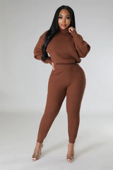 Ensemble deux pièces pantalon haut tricot à col roulé manche longue