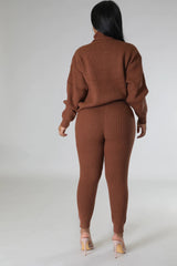 Ensemble deux pièces pantalon haut tricot à col roulé manche longue