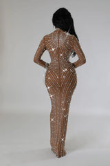 Robe longue à encolure ronde manche longue avec perles et strass