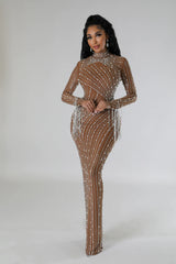 Robe longue à encolure ronde manche longue avec perles et strass