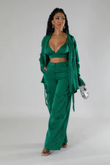 Ensemble 3 pièces pantalon taille haute et chemisier et haut court