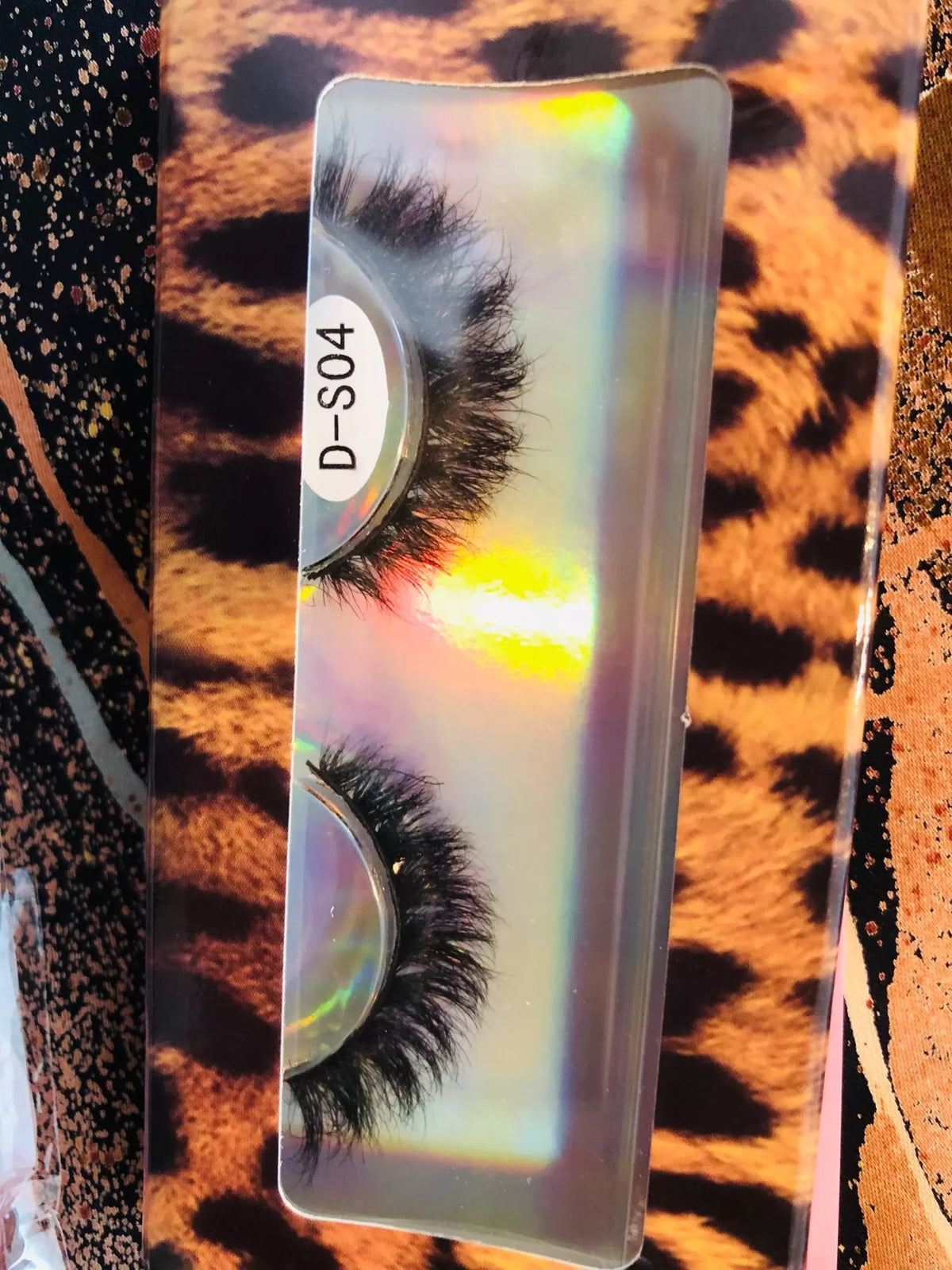 Faux Cils 3D 100% fait à la main réutilisable plusieurs fois naturel et court