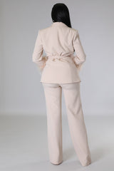 Ensemble deux pièces haut blazer et pantalon taille à nouer noir