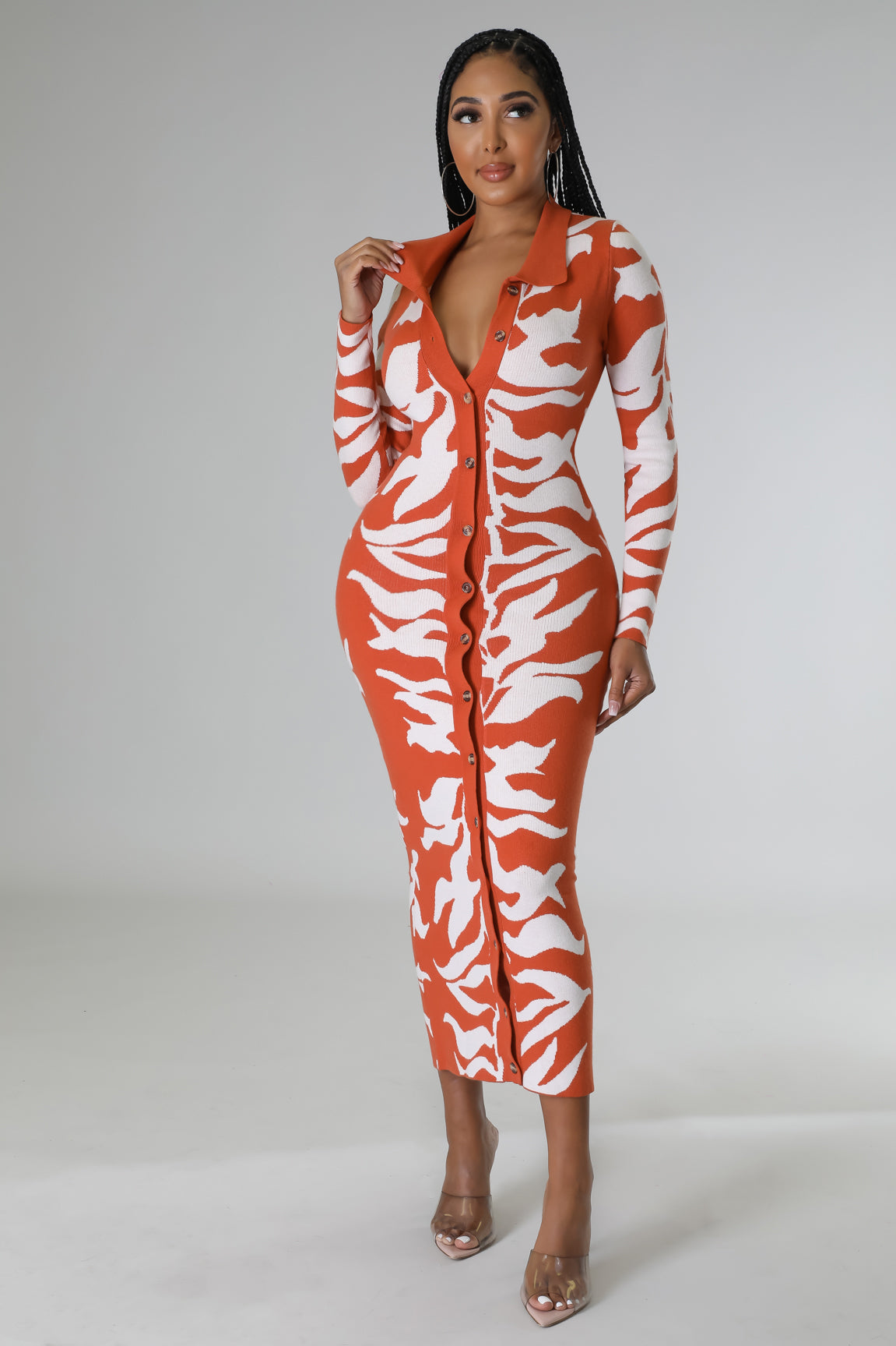 Robe longue tricotée à manche longue bouton devant