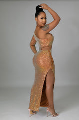 Robe de luxe champagne à ornement